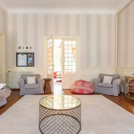 Chateau Ideal For Family Holidays, Reunions Villa *