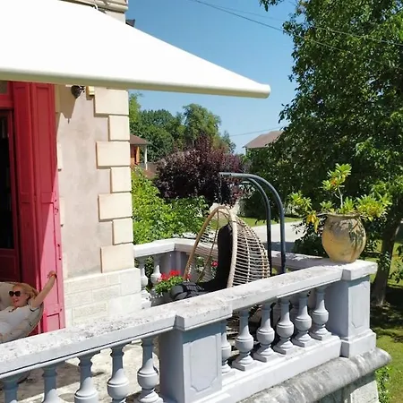 Chateau Ideal For Family Holidays, Reunions