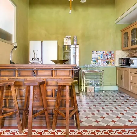Chateau Ideal For Family Holidays, Reunions Villa Montréjeau