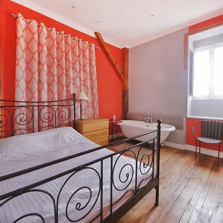 Chateau Ideal For Family Holidays, Reunions